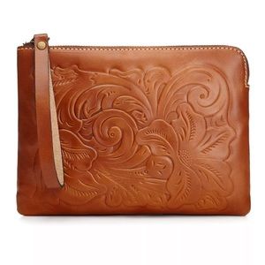 🍂 Patricia Nash 🍂 Tooled Cassini Wristlet   NWT